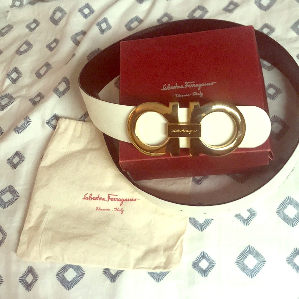 Authentic Salvatore Ferragamo Belt Black & White